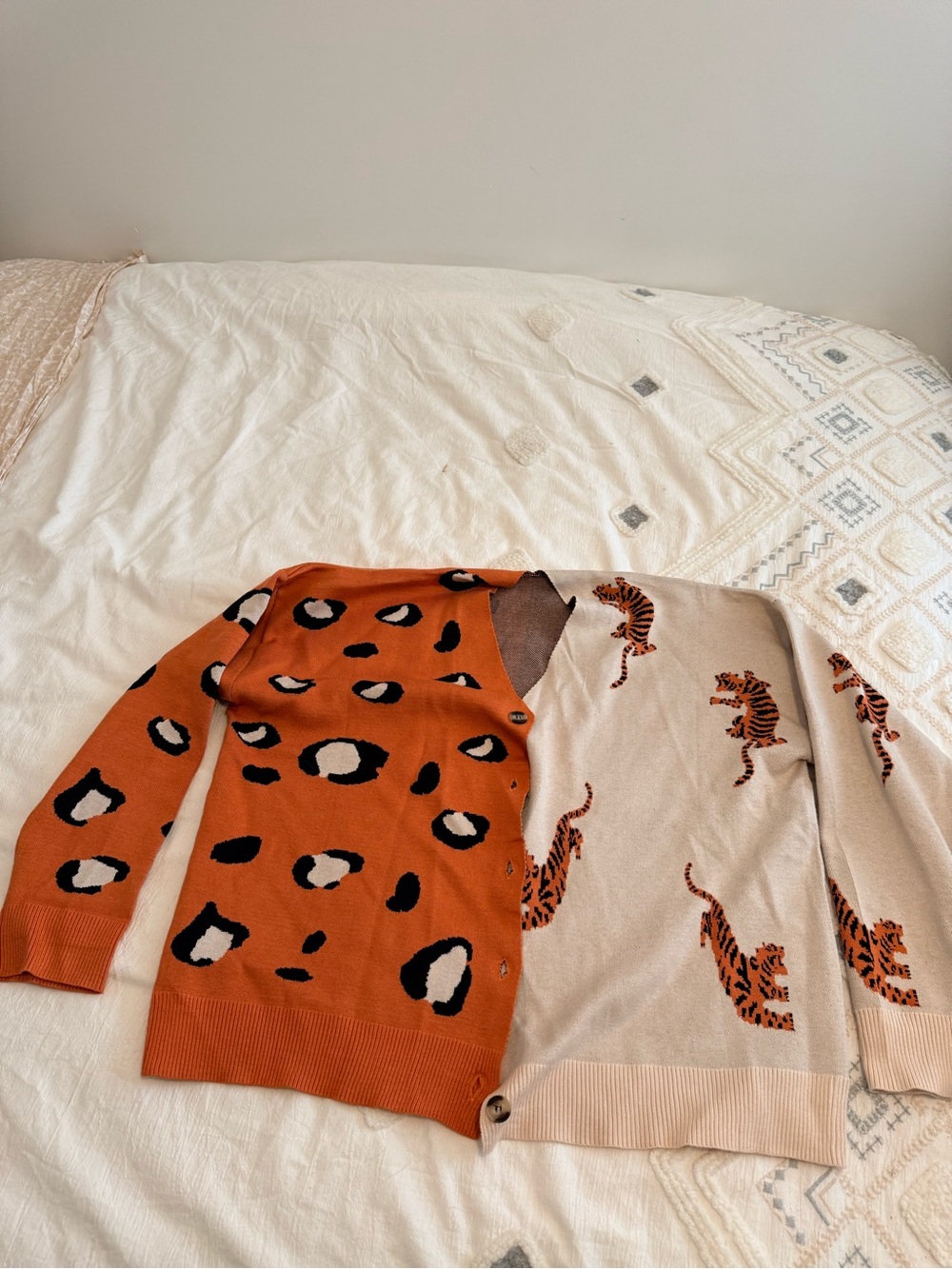WDIRARA Cardigan for Women Color Block Leopard Print Open Front Sweater